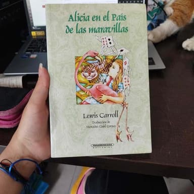 Las aventuras de Alicia en el pais de las maravillas