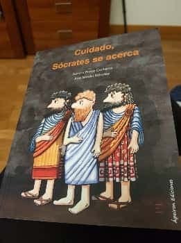 Cuidado Sócrates se acerca