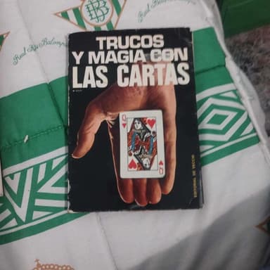 Trucos y magia con las cartas