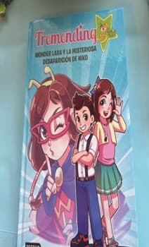 Tremending girls. Wonder Lara y la misteriosa desaparición de Niko