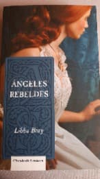 Ángeles rebeldes