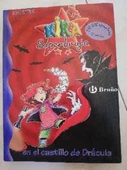 Kika Superbruja en el castillo de Drácula