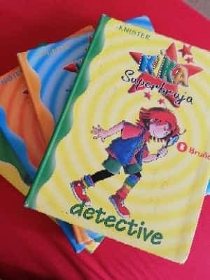 Kika Superbruja Detective 1, 2, 3 y 4.