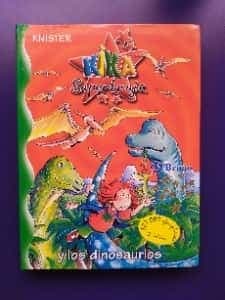 Kika Superbruja y los dinosaurios