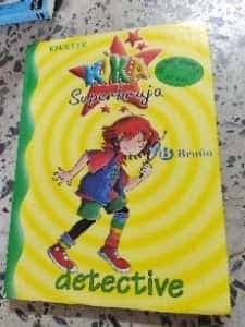 Kika Superbruja Detective 1 y 2