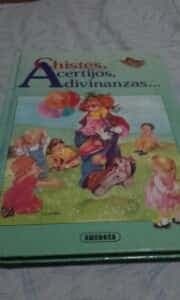 Chistes, Acertijos, Adivinanzas/Jokes, Riddles and Puzzles