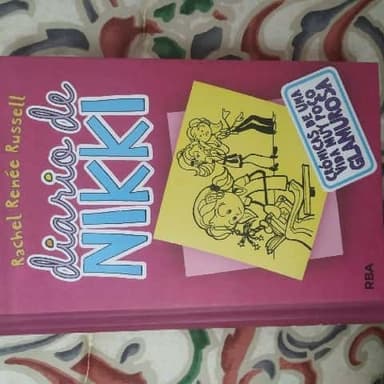 Diario de Nikki: Crónicas de una vida muy poco glamurosa