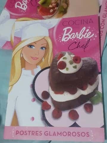 cocina con Barbie chef 