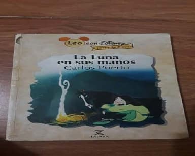 La Luna En Sus Manos