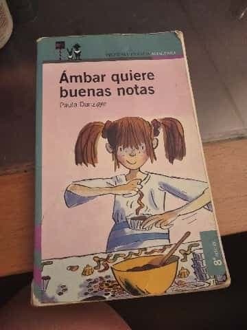 Ambar quiere buenas notas.