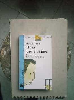 El oso que leía niños