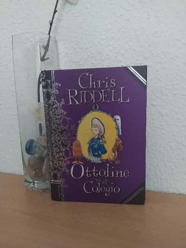 Ottoline va al colegio