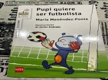 PUPI QUIERE SER FUTBOLISTA 