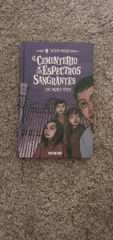 El cementerio de los espectros sangrantes