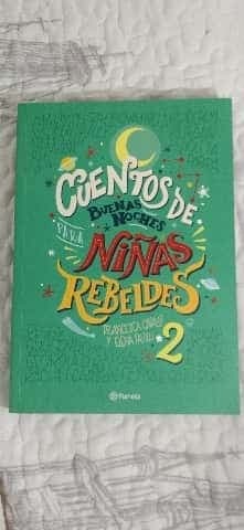Cuentos de buenas noches para niñas rebeldes v2