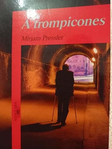 A trompicones