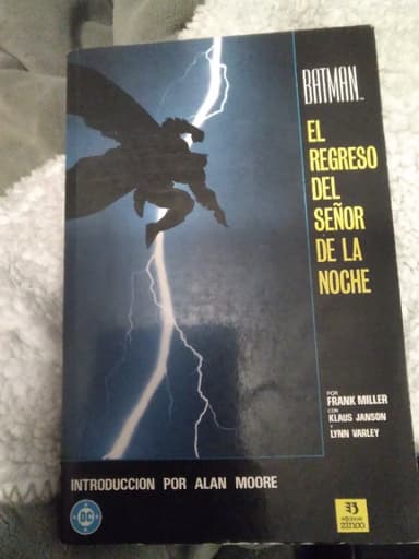 BATMAN EL REGRESO DEL CABALLERO OSCURO