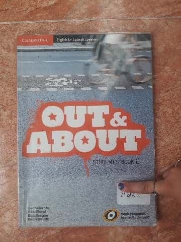 Out and about Level 2 Students Book with Common Mistakes at Bachillerato Booklet