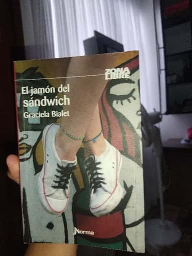 El jamón del sándwich