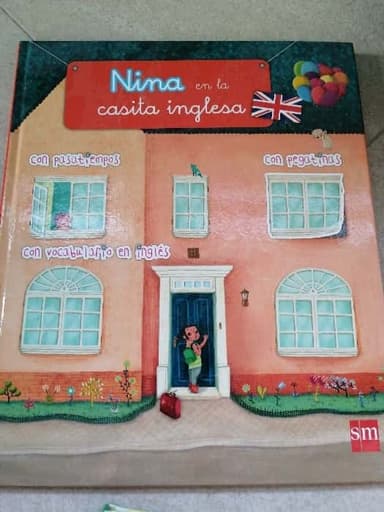 Nina en la casita inglesa