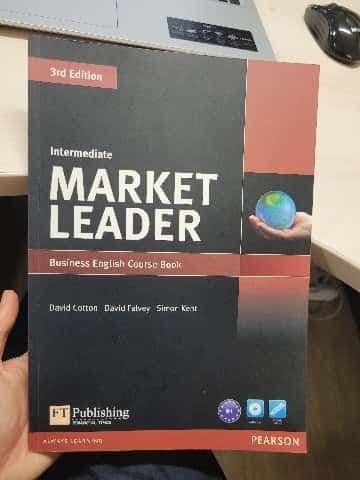 Market Leader Intermediate Coursebook and DVD-Rom Pack