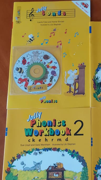 Jolly Phonics Word Book