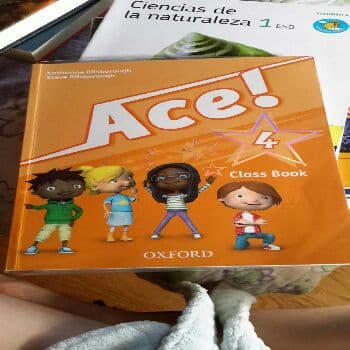 ACE 4º CLASS BOOK