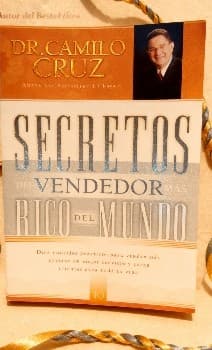 Dr. Camilo Cruz