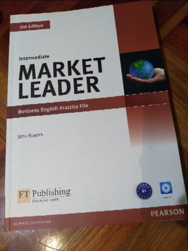 Coursebook INGLES INTERMEDIATE