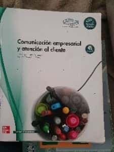 Comunicación empresarial y atención al cliente, grado medio