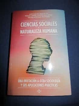 Ciencias sociales y naturaleza humana