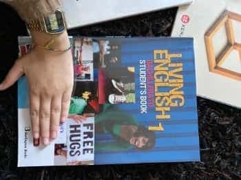 Living english 1 student book