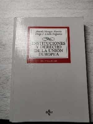 INSTITUCIONES Y DERECHO DE LA UNIÓN EUROPEA