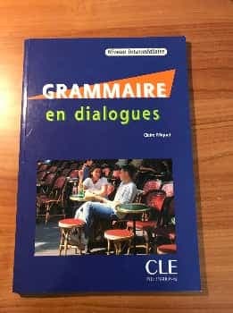 Grammaire en dialogues