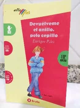 Devuelveme el Anillo Pelo Cepillo