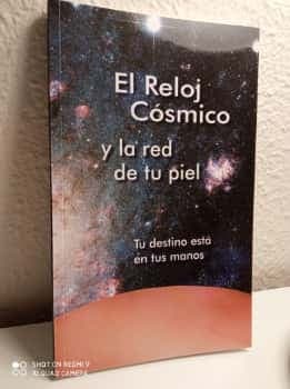 El Reloj Cósmico y la red de tu piel
