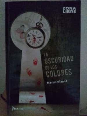 La Oscuridad de los colores 