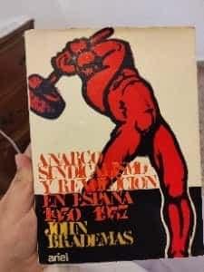Anarcosindicalismo y revolución en España (1930-1937)