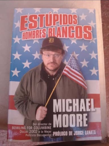 Estúpidos hombres blancos