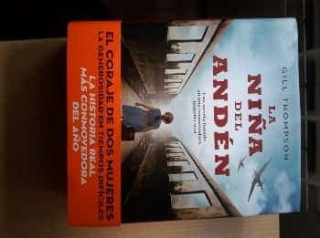 La niña del andén