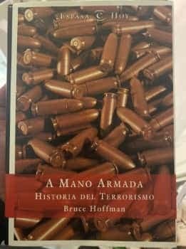 A mano armada
