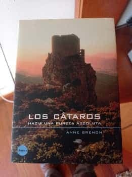 Los Cataros. Libro ilustrado