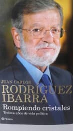 Rompiendo cristales