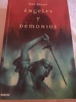 Angeles y demonios
