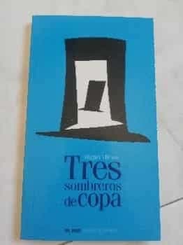 Tres sombreros de copa