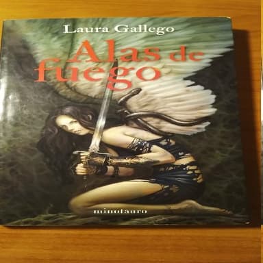 Alas de fuego