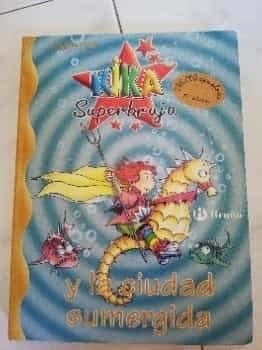 Kika superbruja y la ciudad sumergida