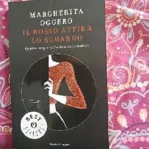 Il rosso attira lo sguardo