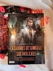 Cazadores de sombras los orígenes príncipe mecánico libro 2