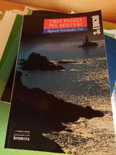 Tres passes pel misteri